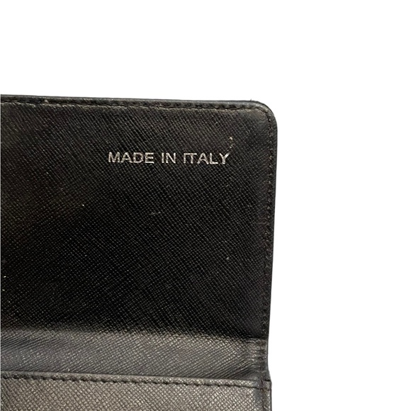Prada Black Wallet - Picture 4 of 5